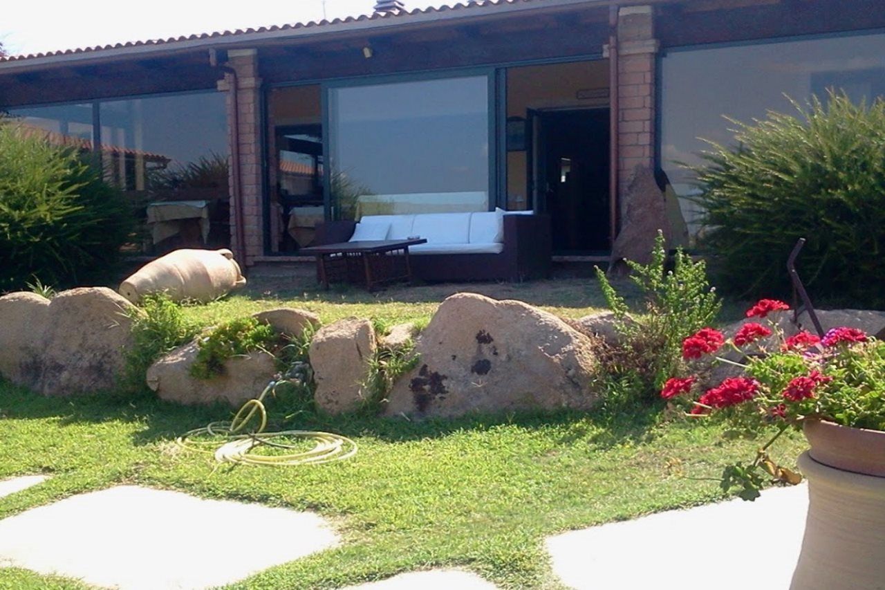 Borgo Di Campagna Hotel Porto San Paolo (Sardinia)